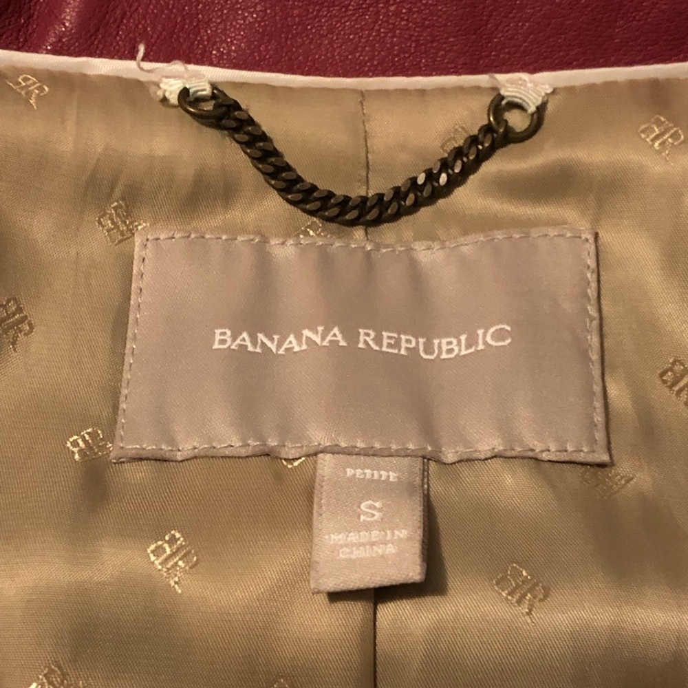 Banana Republic leather jacket. Size small. - Picture 8 of 14